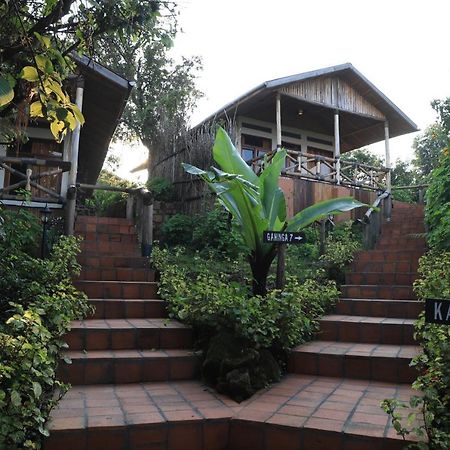 Nkuringo Bwindi Gorilla Lodge Bagian luar foto