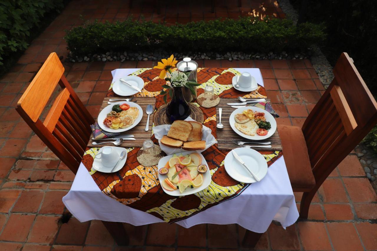 Nkuringo Bwindi Gorilla Lodge Bagian luar foto